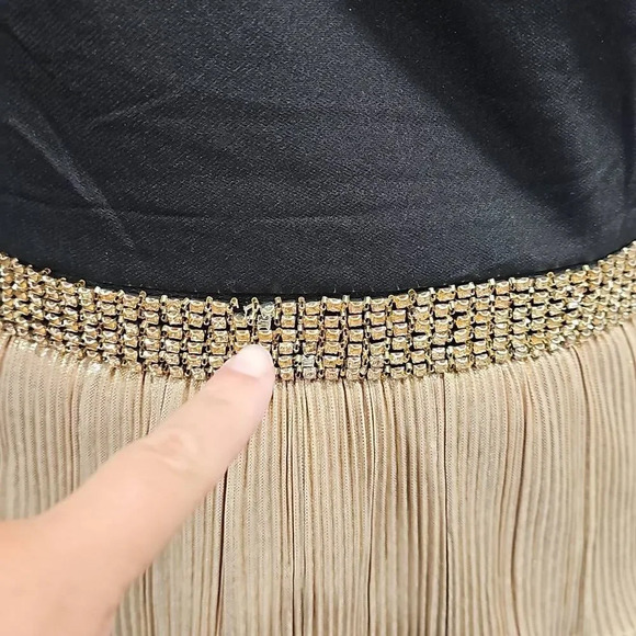 Mac Duggal Ieena Mixed-Media Tiered A-Line Gown Sz 10 - Picture 10 of 11